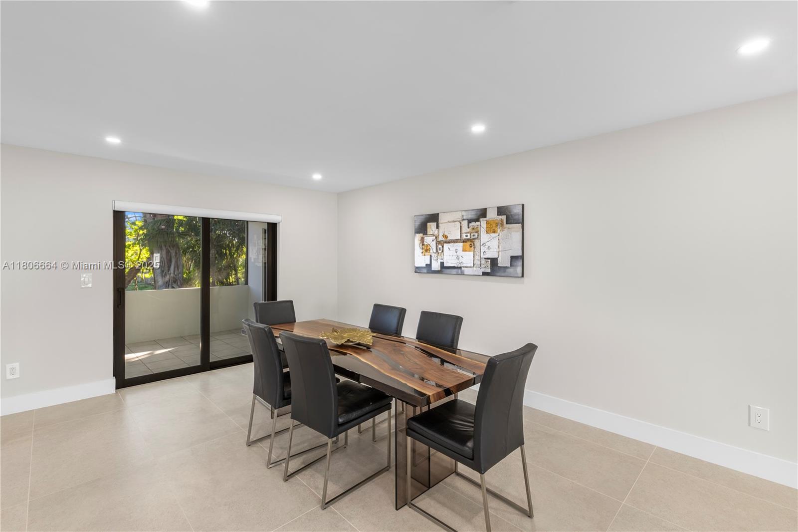 SANDALFOOT COVE SEC 5 - Residential Lease