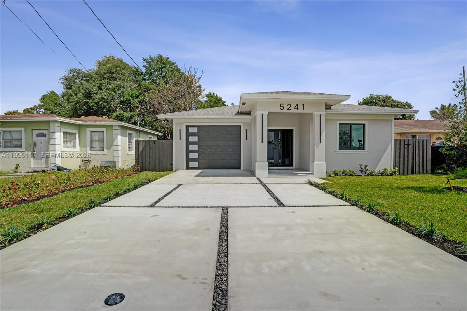 CARVER RANCHES REV PLAT - Residential