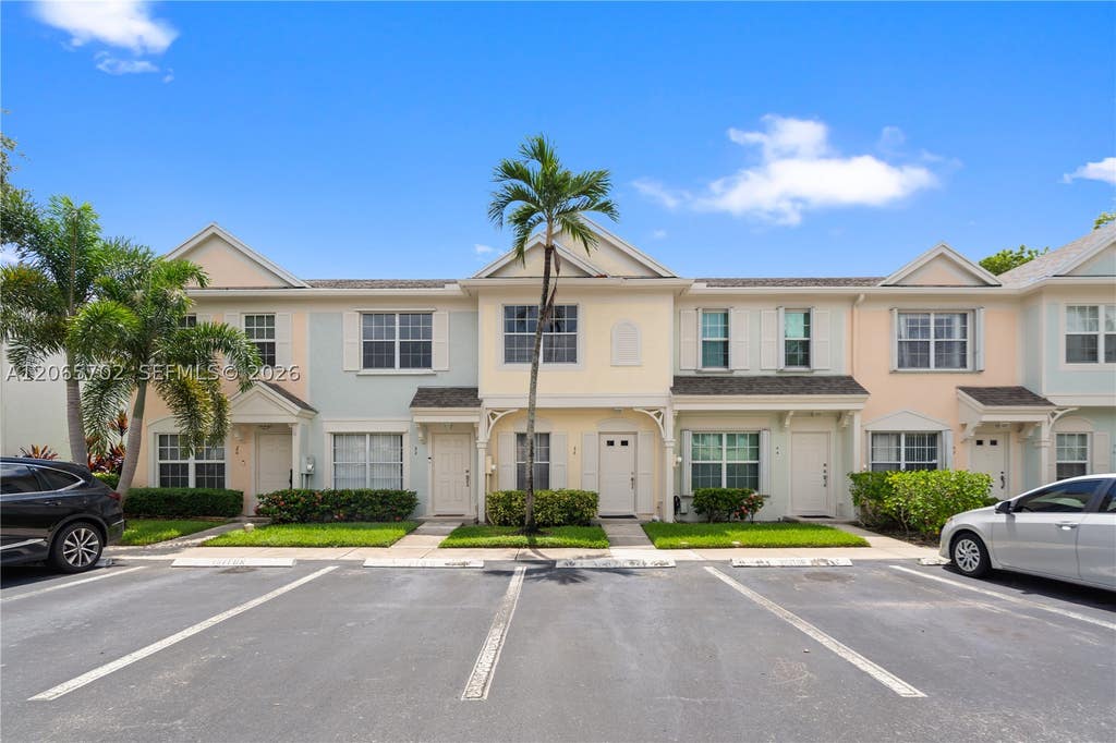 Photo of 38 Truman Dr, Weston, FL 33326 (MLS # A12065702)