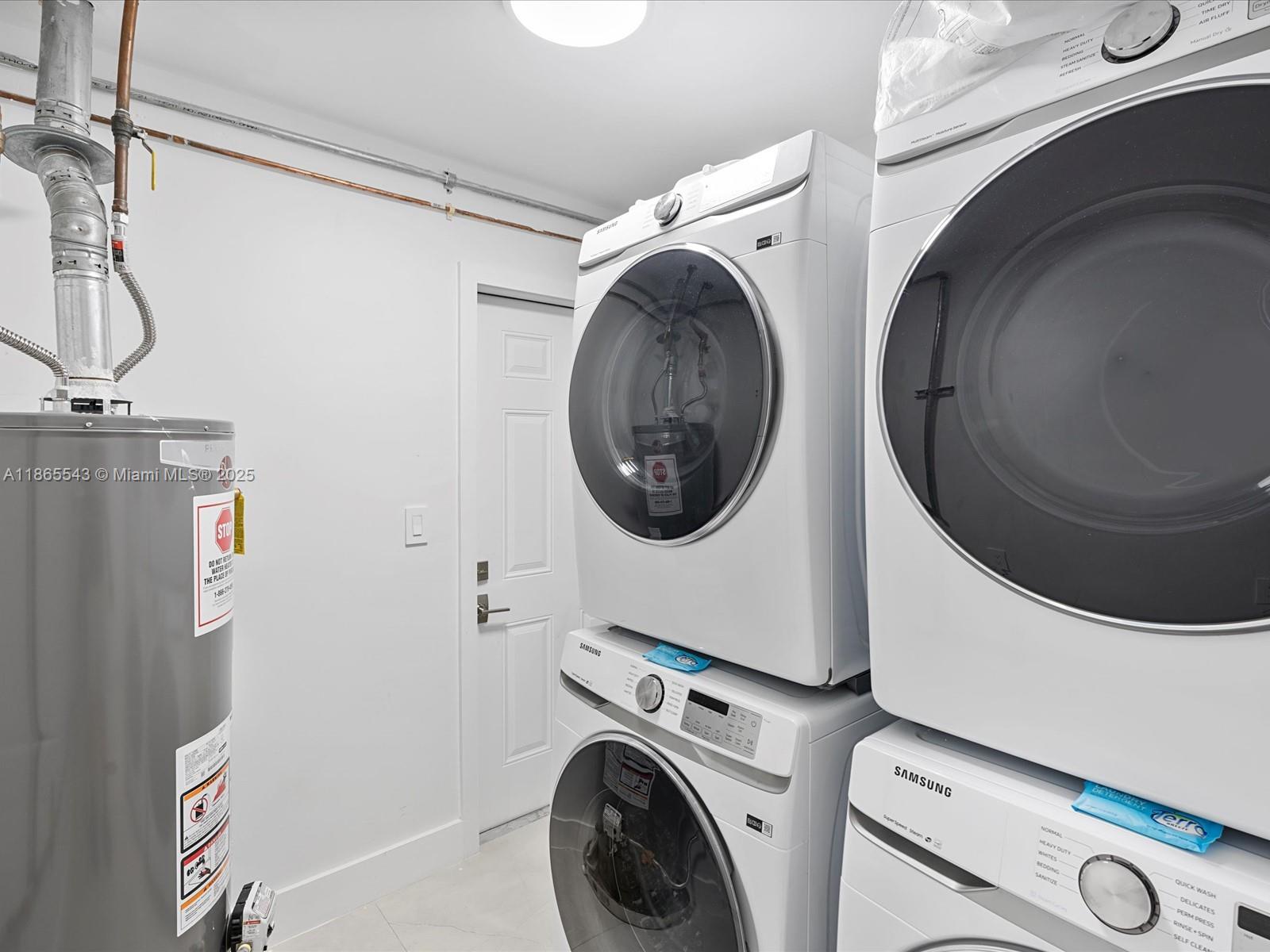 DRIFTWOOD PLAZA NO 3 - Residential