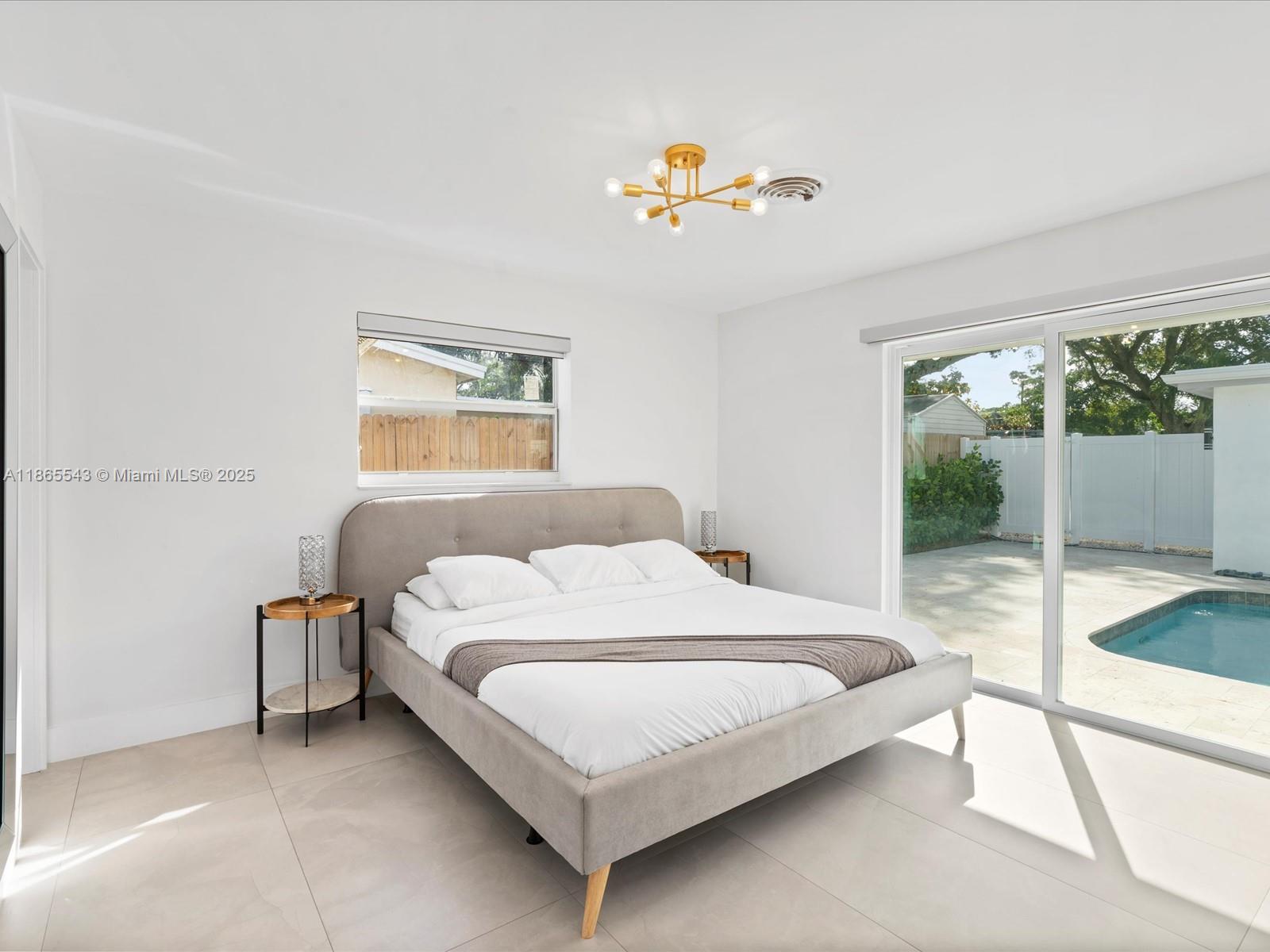 DRIFTWOOD PLAZA NO 3 - Residential