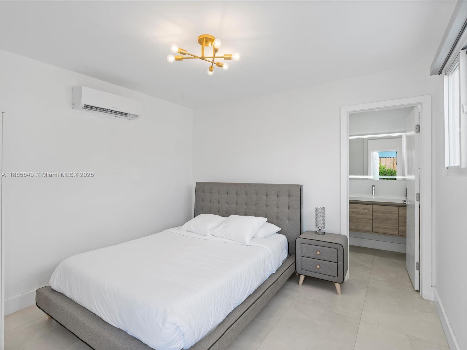 DRIFTWOOD PLAZA NO 3 - Residential