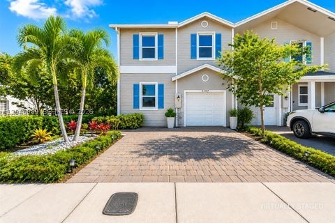 Tiny photo for 1707 SE 9th Ter, Homestead, FL 33034 (MLS # A12046089)