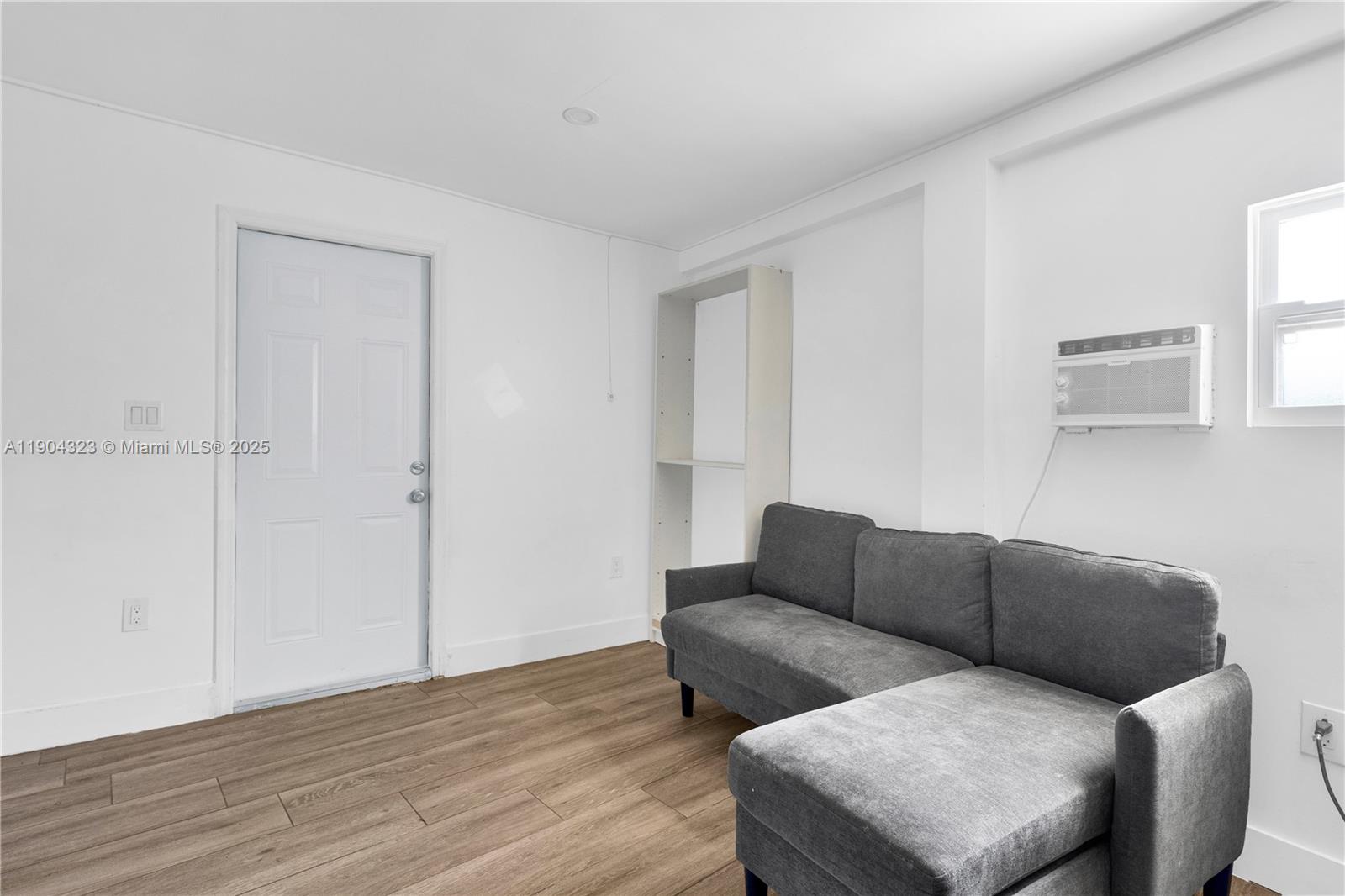 LEISURE CITY SEC 2 - Residential Lease