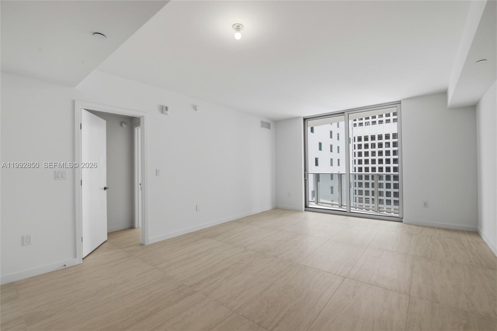 BRICKELL POINT - Residential