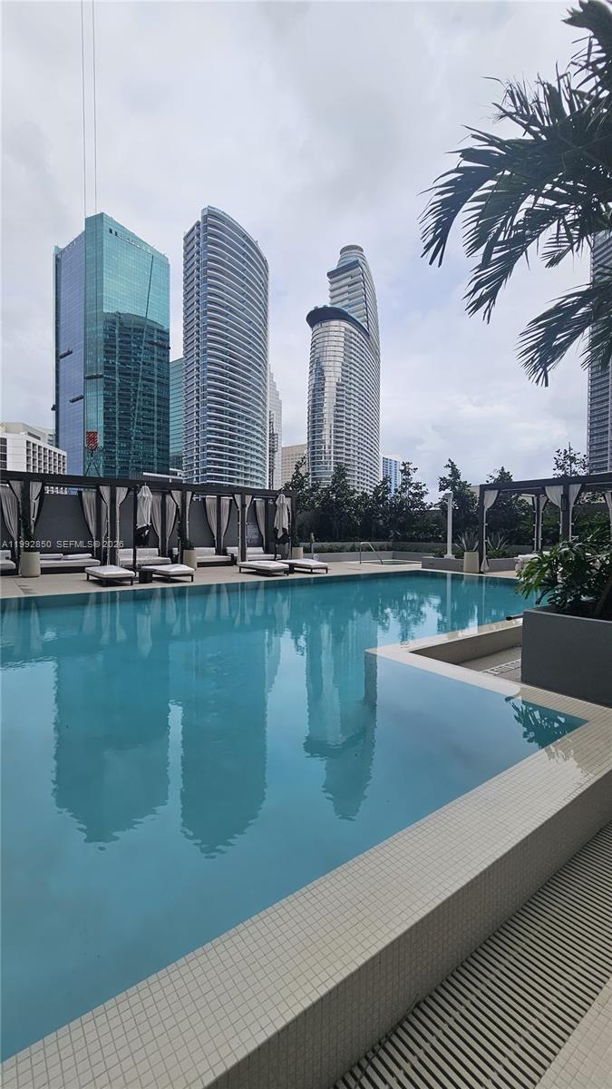 BRICKELL POINT - Residential