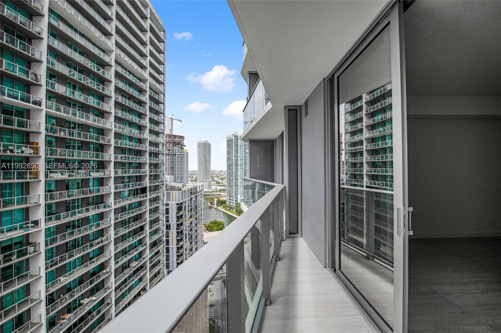 BRICKELL POINT - Residential