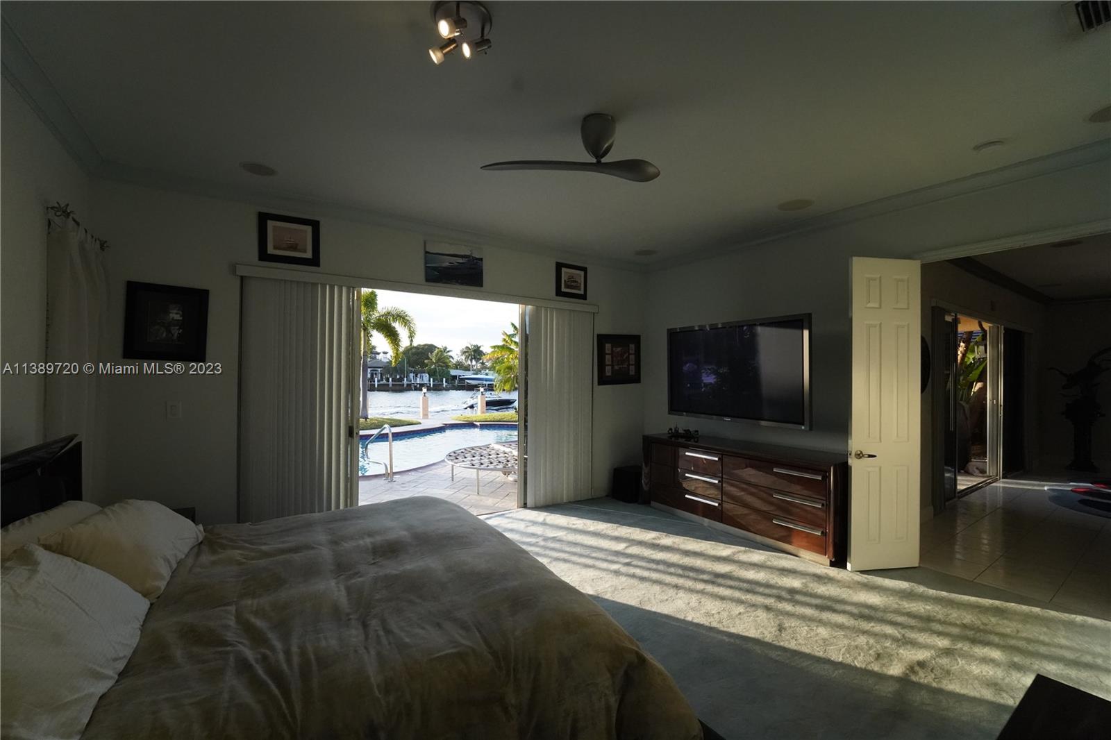 POMPANO BEACH PARK - Residential