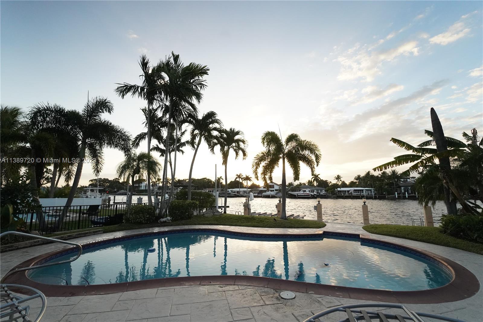 POMPANO BEACH PARK - Residential