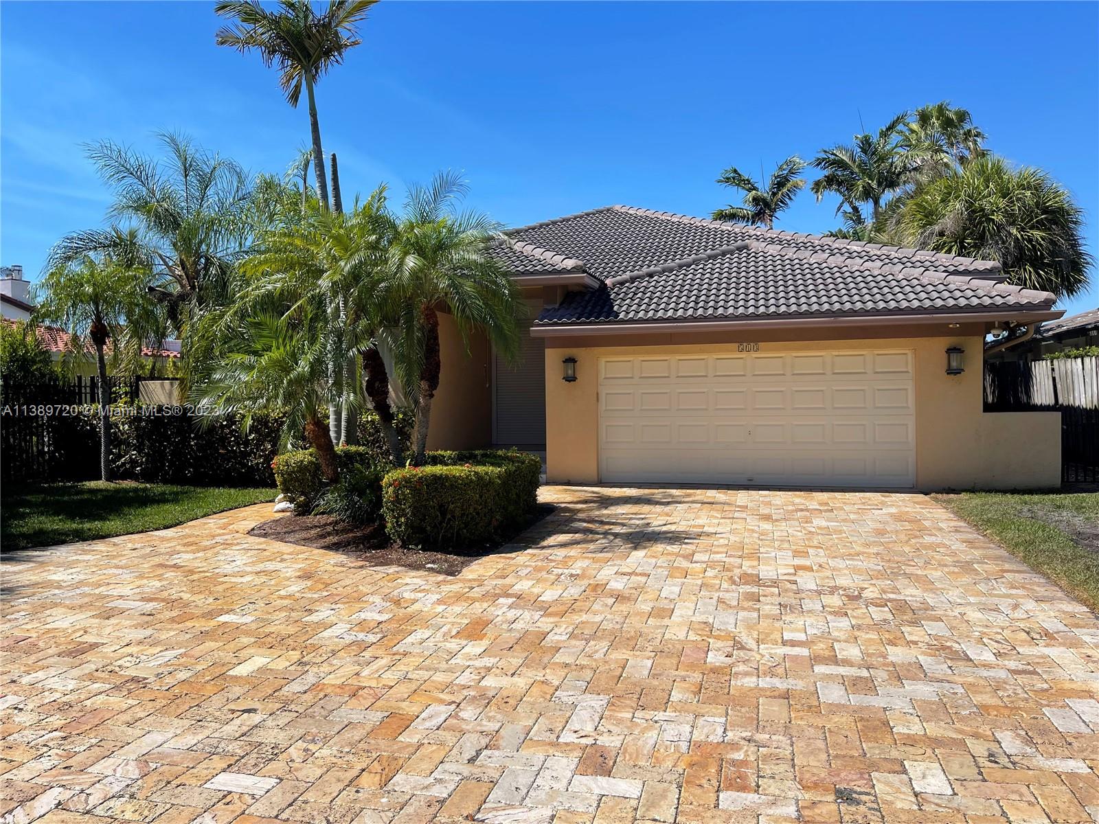 POMPANO BEACH PARK - Residential