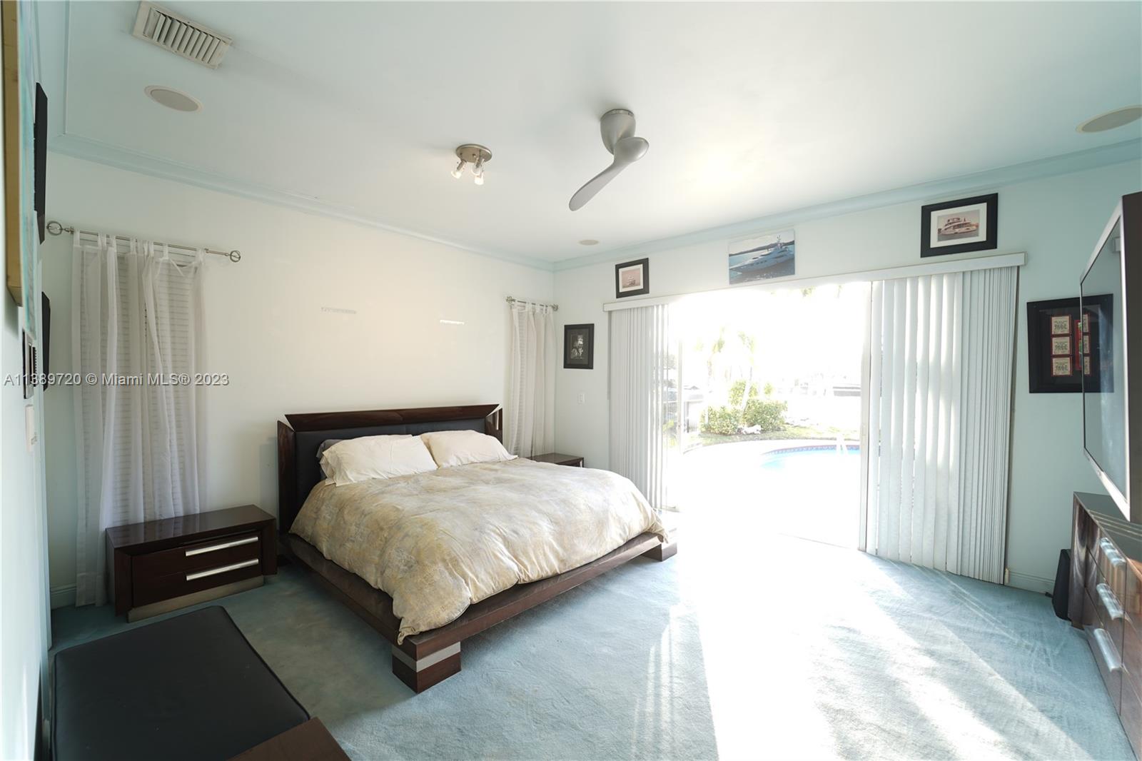 POMPANO BEACH PARK - Residential