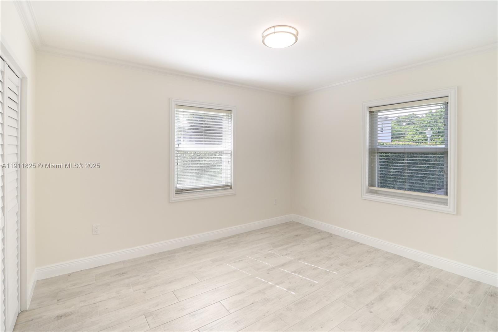 ARBORS CONDO - Residential Lease