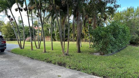 A home in Lake Worth