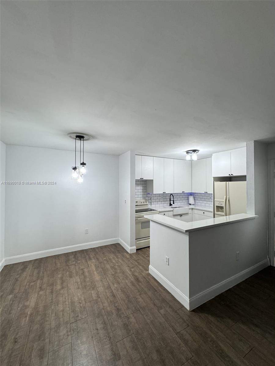 COUNTRYSIDE VILLAGE CONDO - Residential