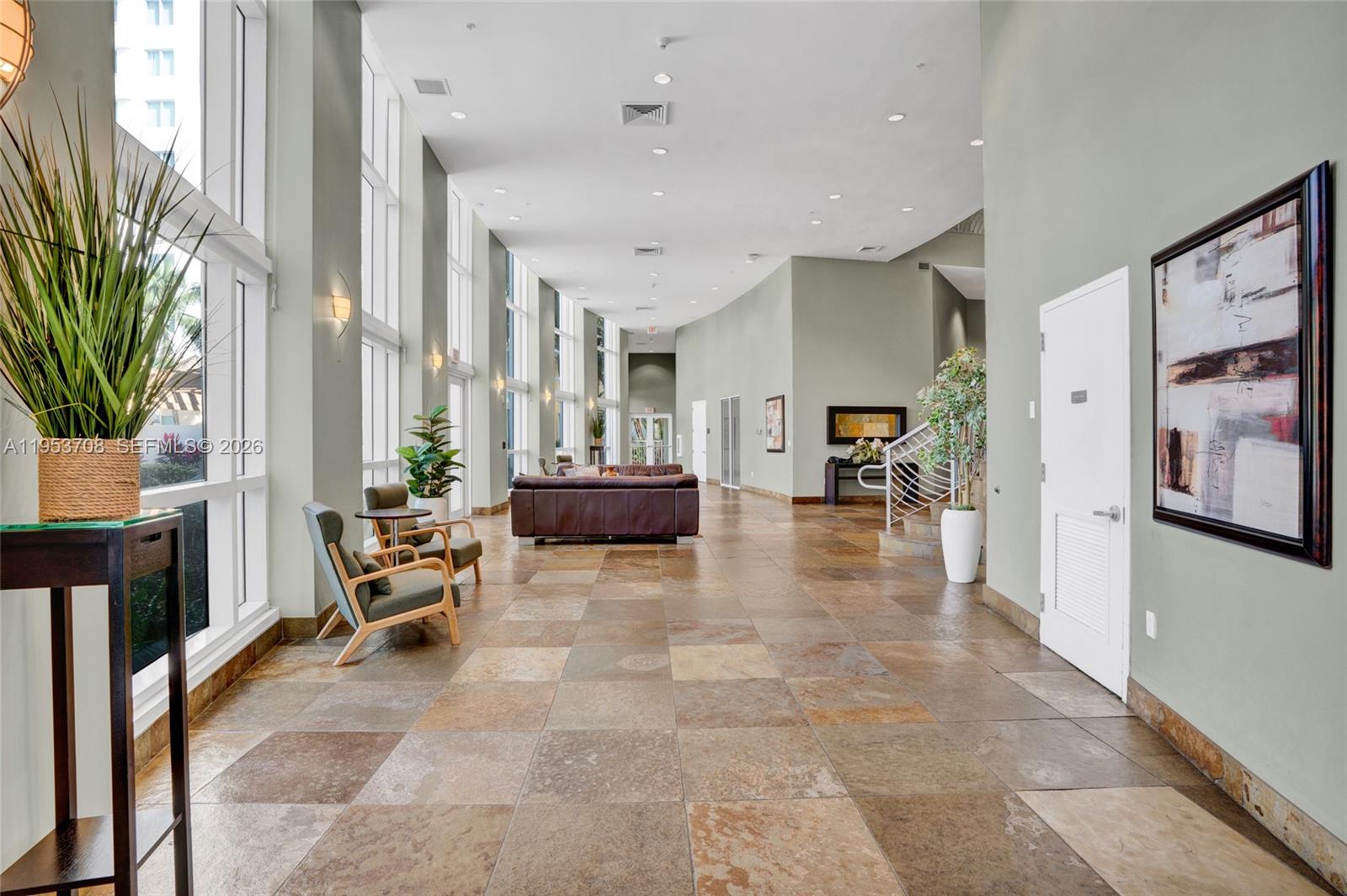 DUO CONDOMINIUM EAST - Residential