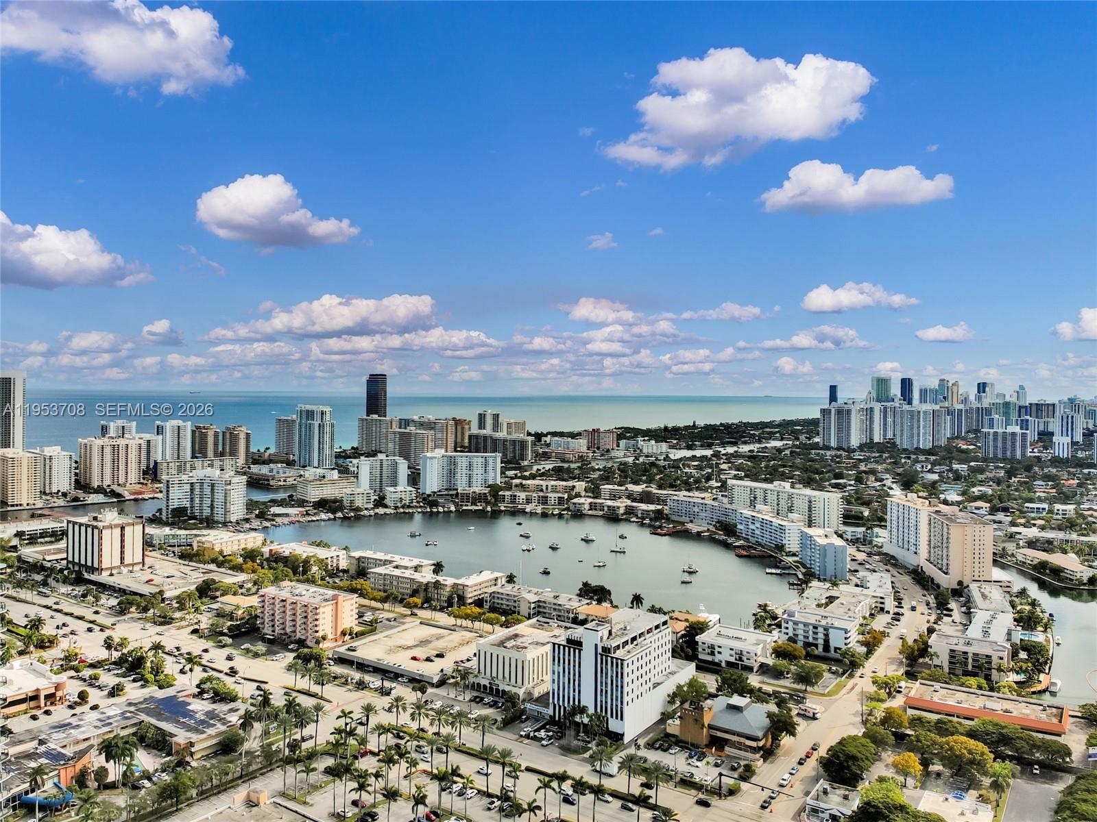 DUO CONDOMINIUM EAST - Residential