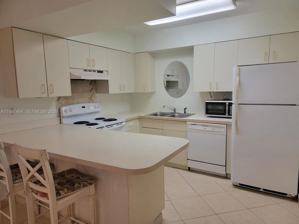 Photo of 109 SE Village Dr #109, Port St Lucie, FL 34952 (MLS # A11997484)