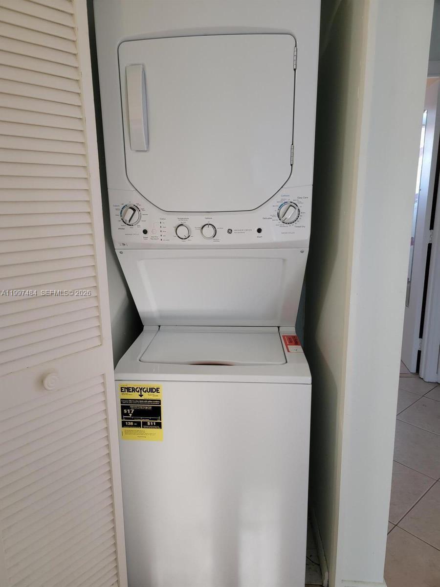 109 SE Village Dr 109