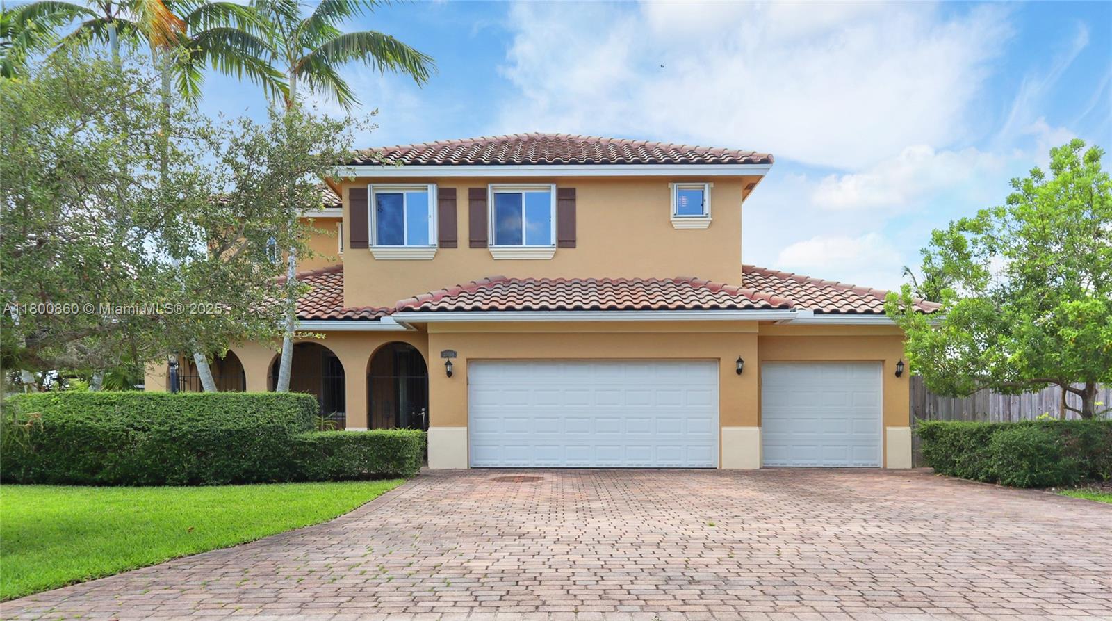 Property for Sale at 20946 Sw 133rd Ct, Miami, Broward County, Florida - Bedrooms: 5 
Bathrooms: 5  - $1,050,000