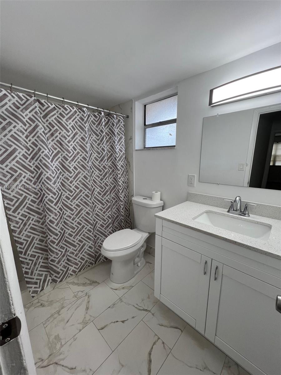 301 NW 177th St 105