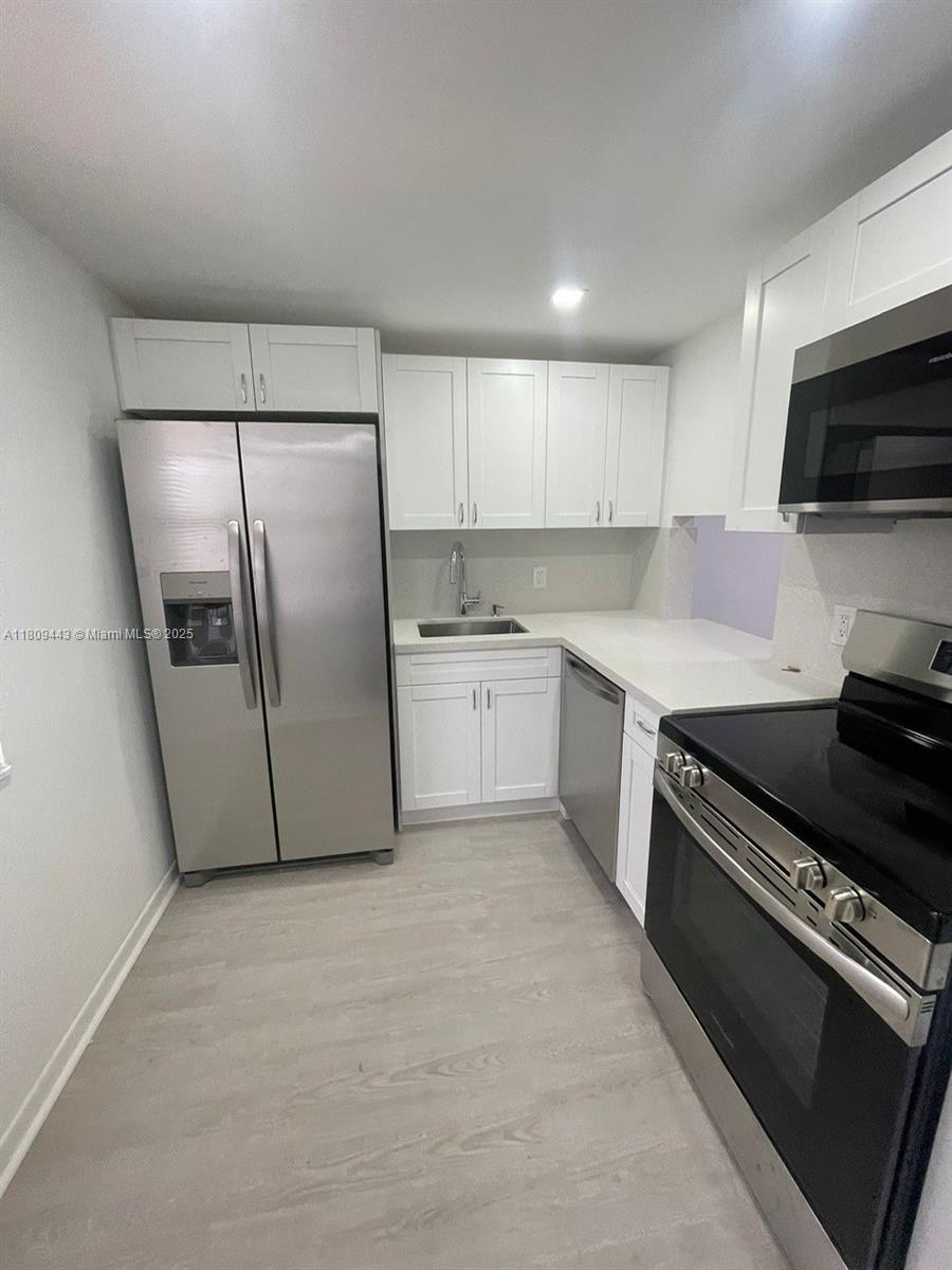 301 Nw 177th St 105, Miami Gardens, Broward County, Florida - 1 Bedrooms  
1 Bathrooms - 