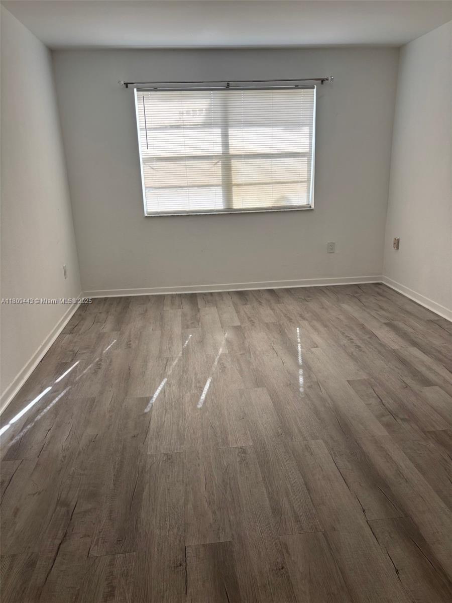 301 NW 177th St 105
