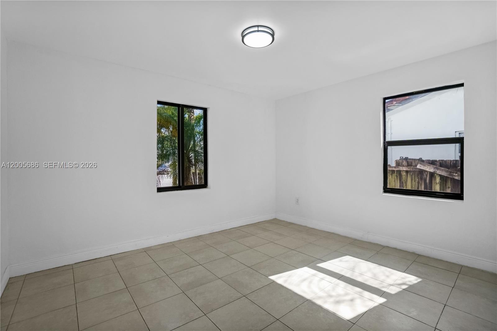 PALM PARK - Residential