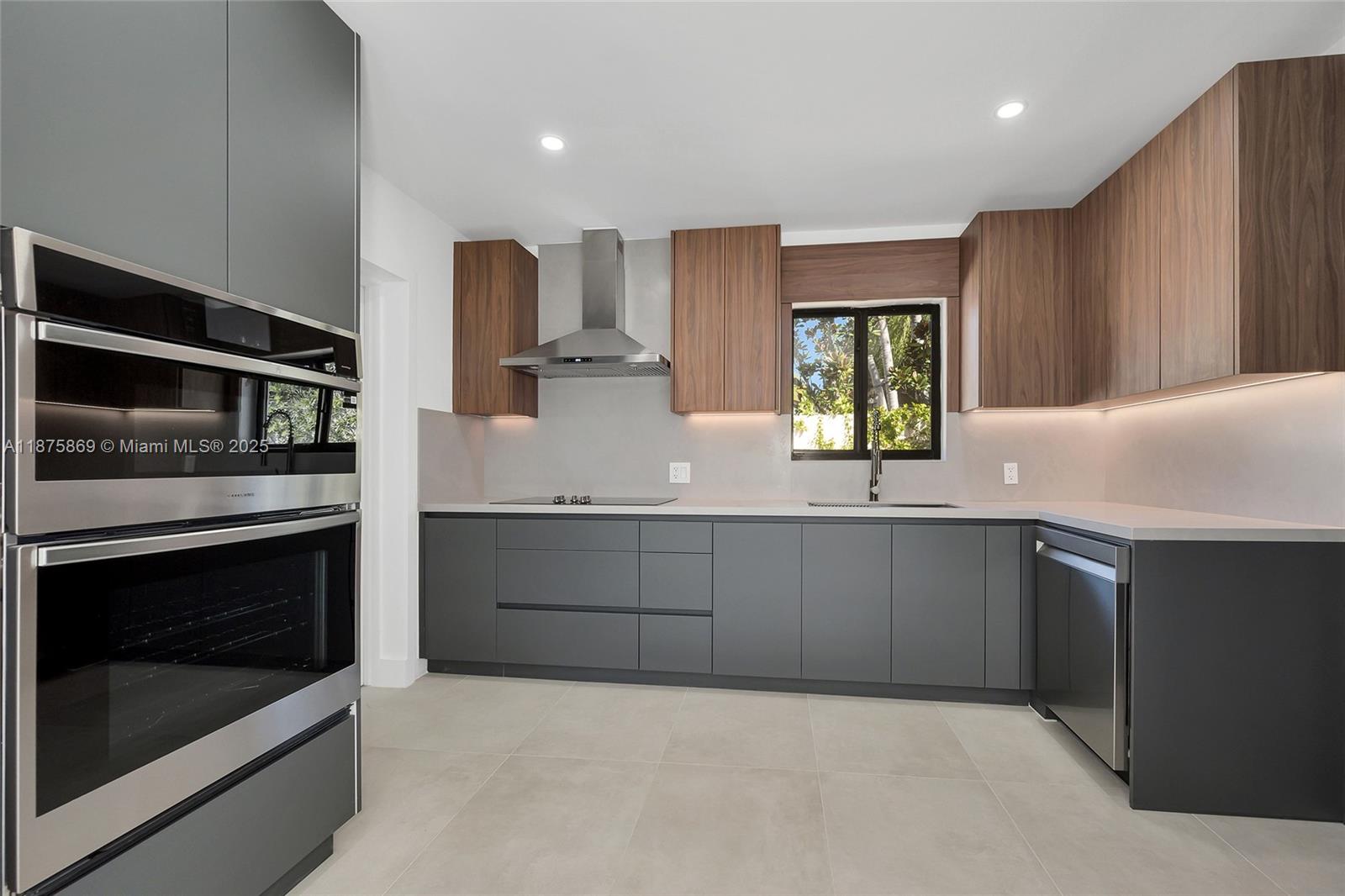 WESTMOOR PARK - Residential