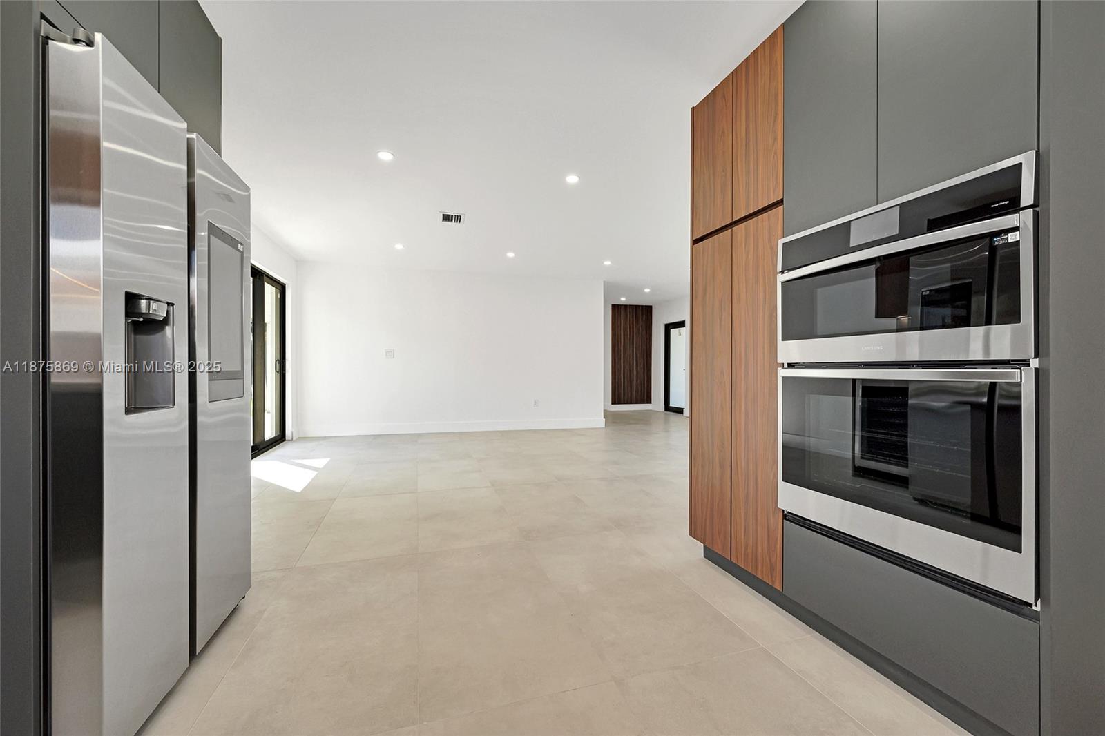 WESTMOOR PARK - Residential