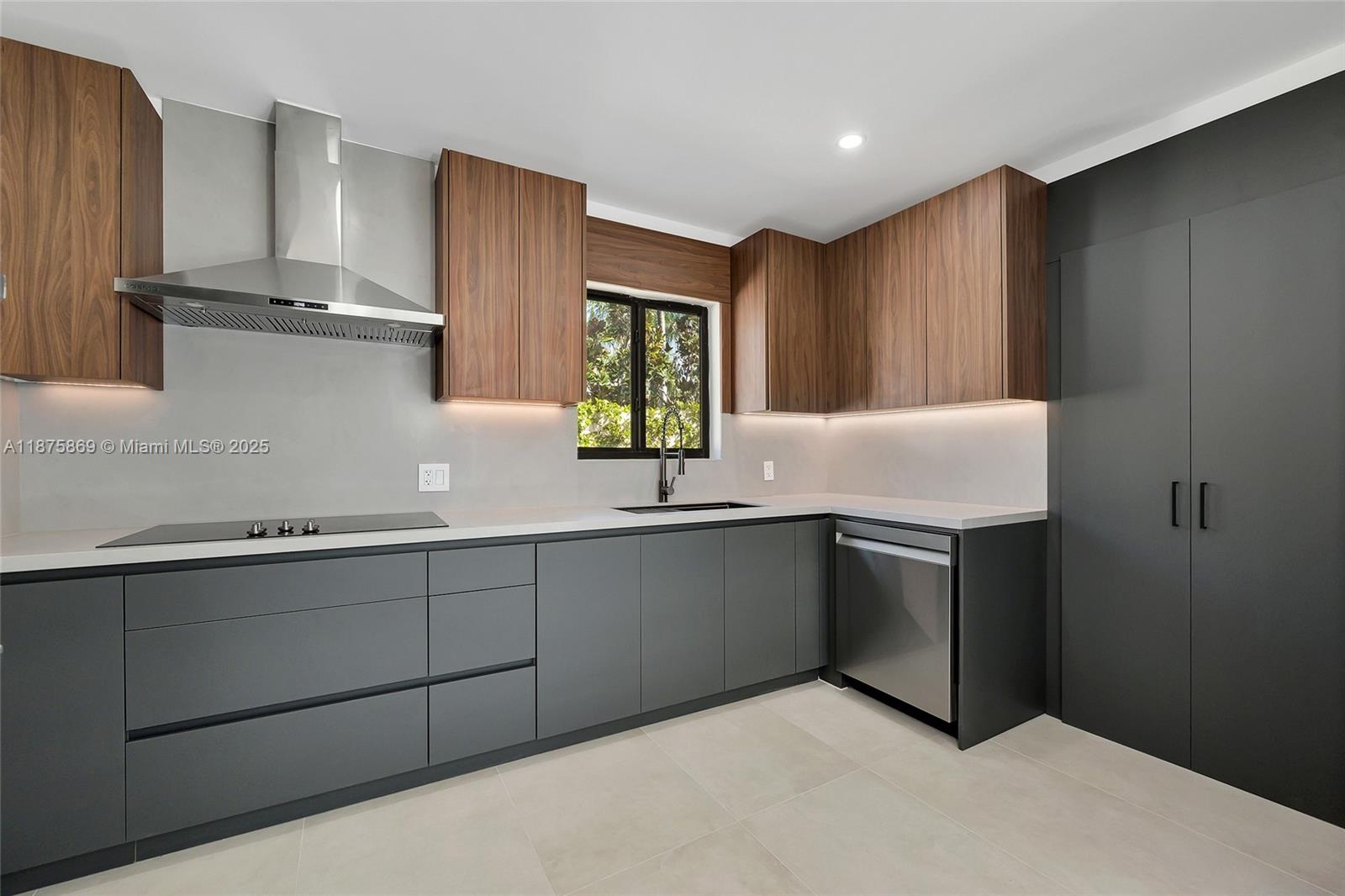 WESTMOOR PARK - Residential