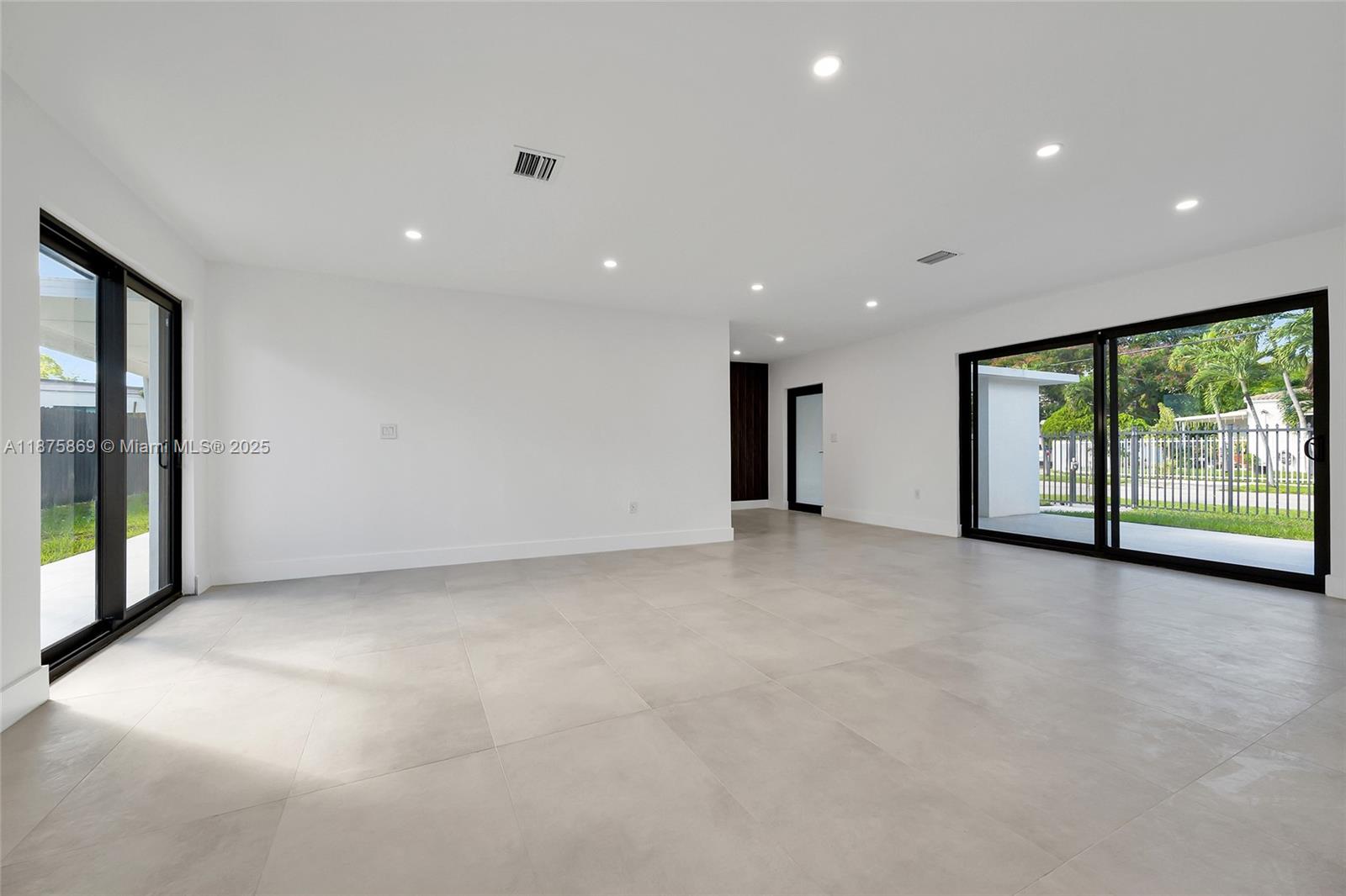 WESTMOOR PARK - Residential