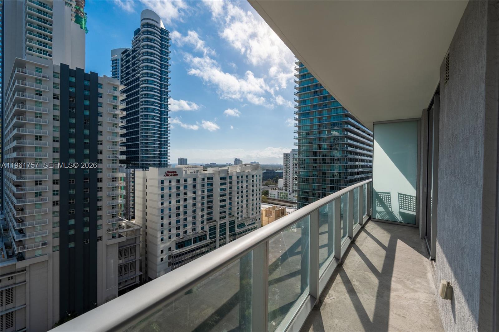 1100 MILLECENTO RESIDENCE - Residential