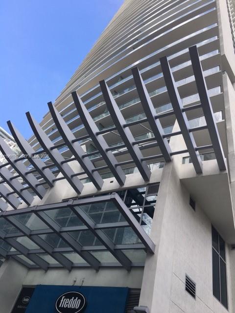 1100 MILLECENTO RESIDENCE - Residential