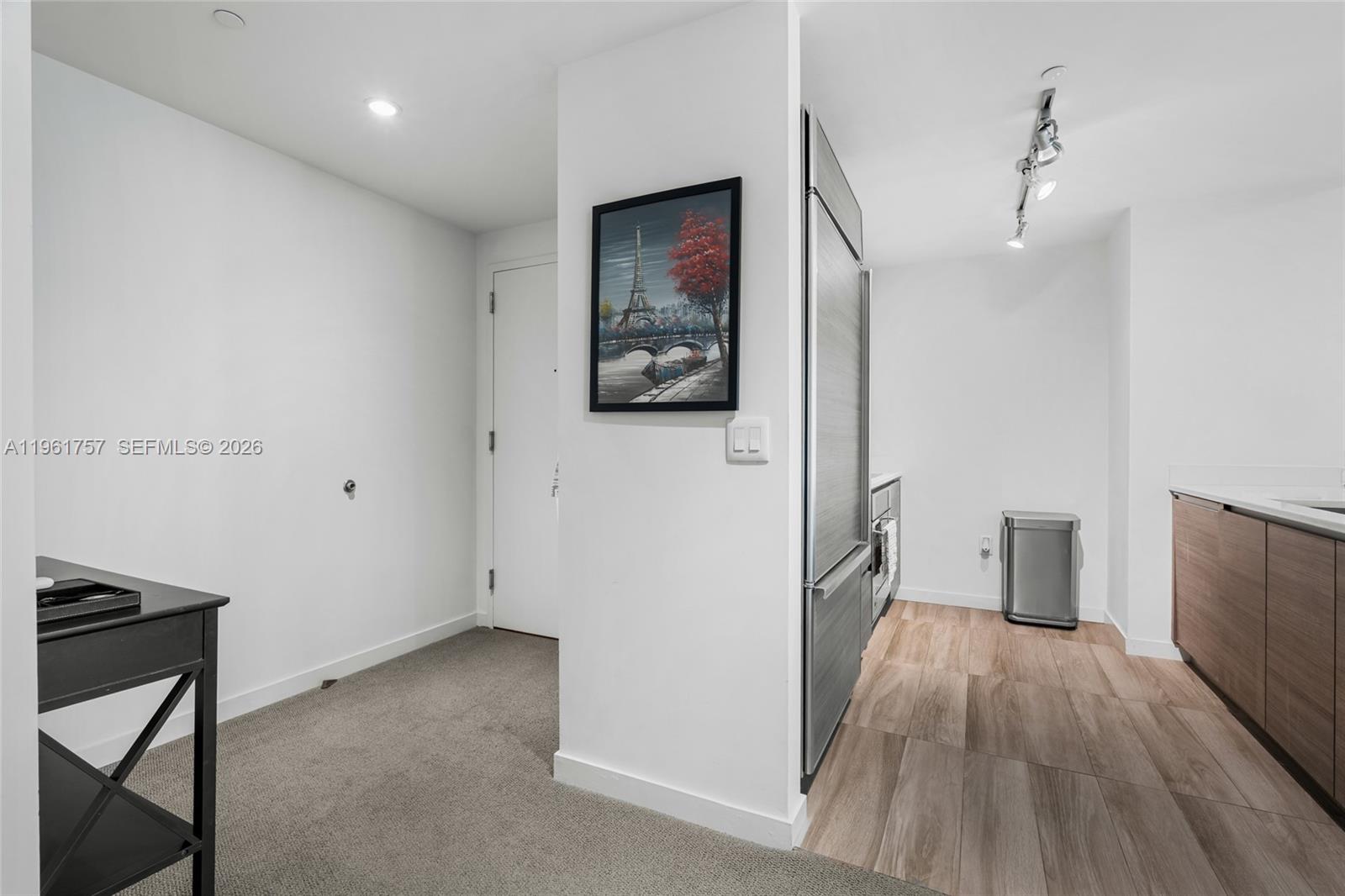 1100 MILLECENTO RESIDENCE - Residential