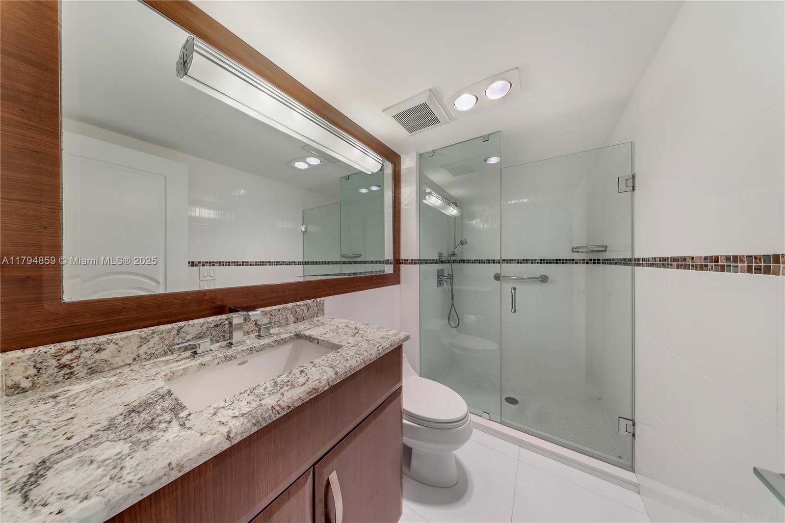 BALMORAL CONDO - Residential