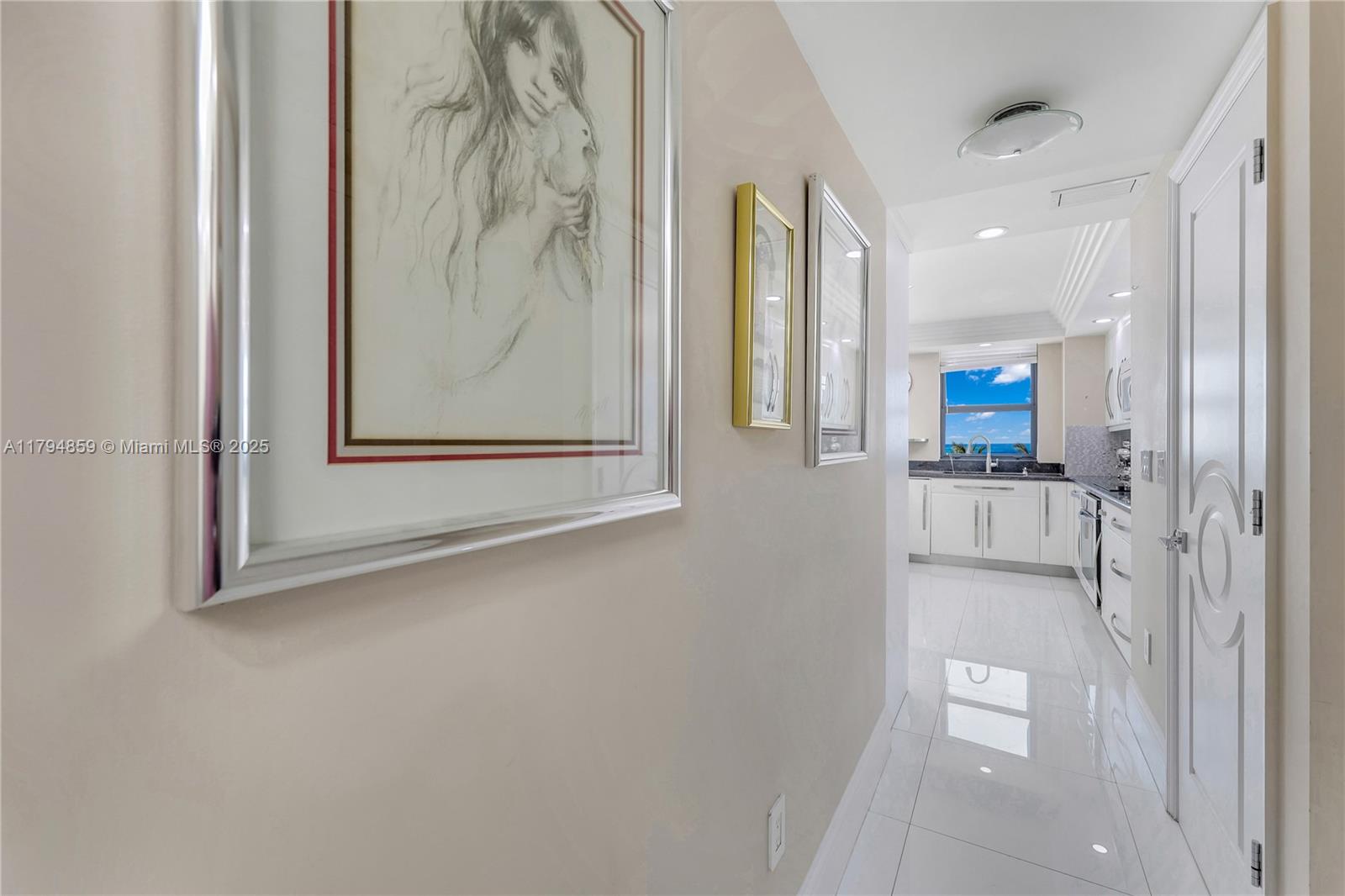 BALMORAL CONDO - Residential