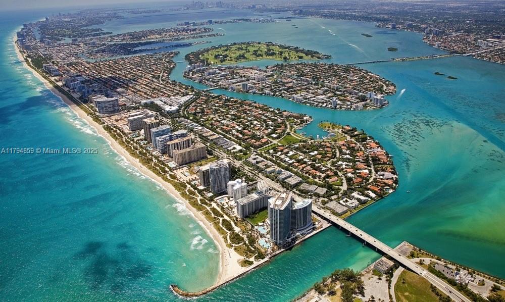 BALMORAL CONDO - Residential