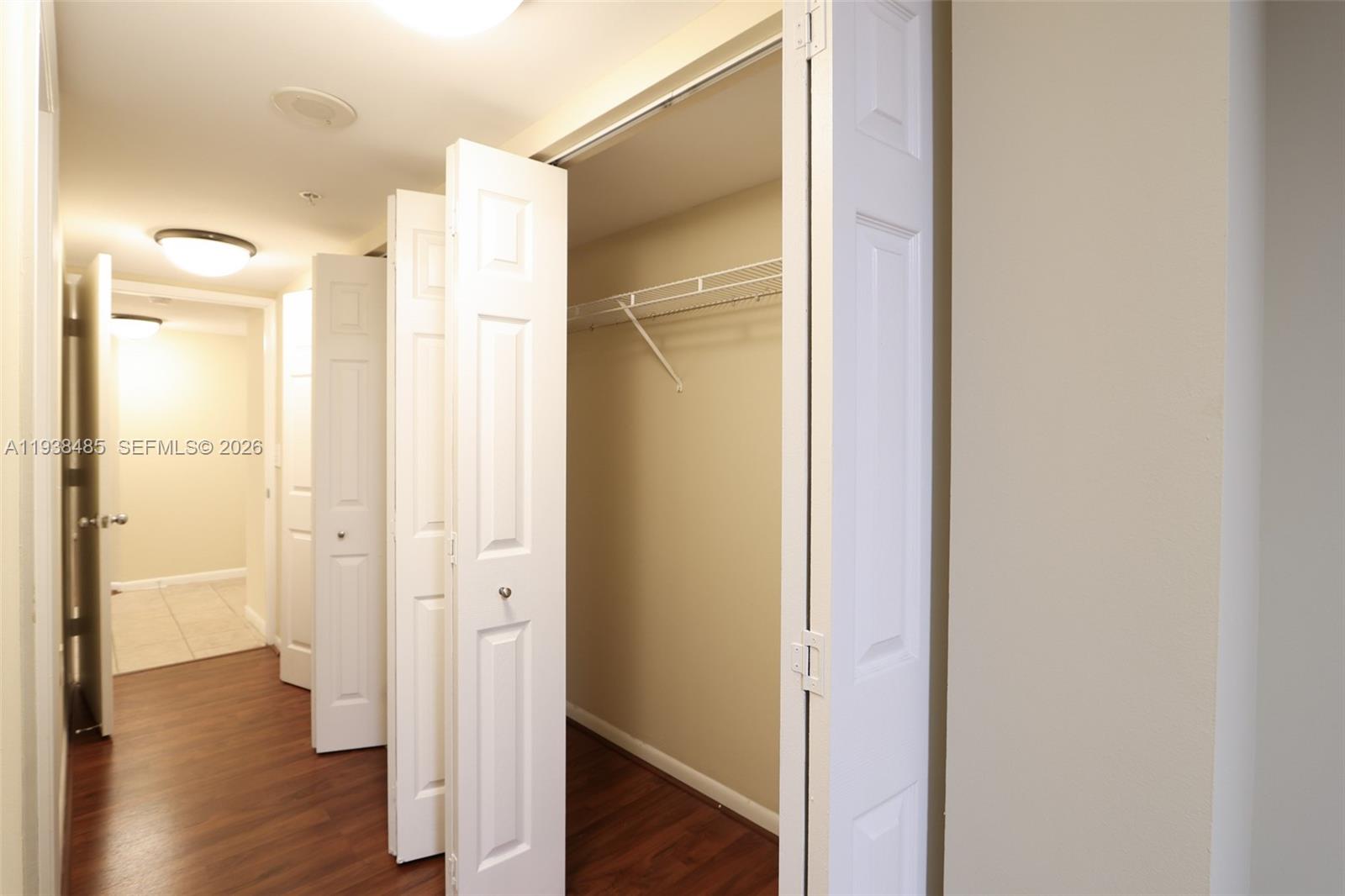 LAS OLAS BY THE RIVER CON - Residential Lease