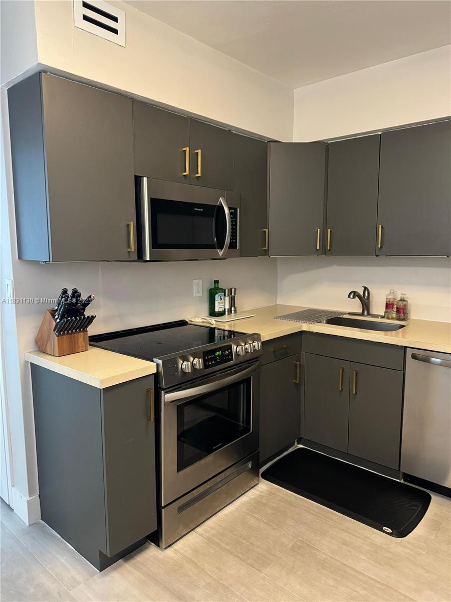 SEACOAST 5700 CONDO - Residential