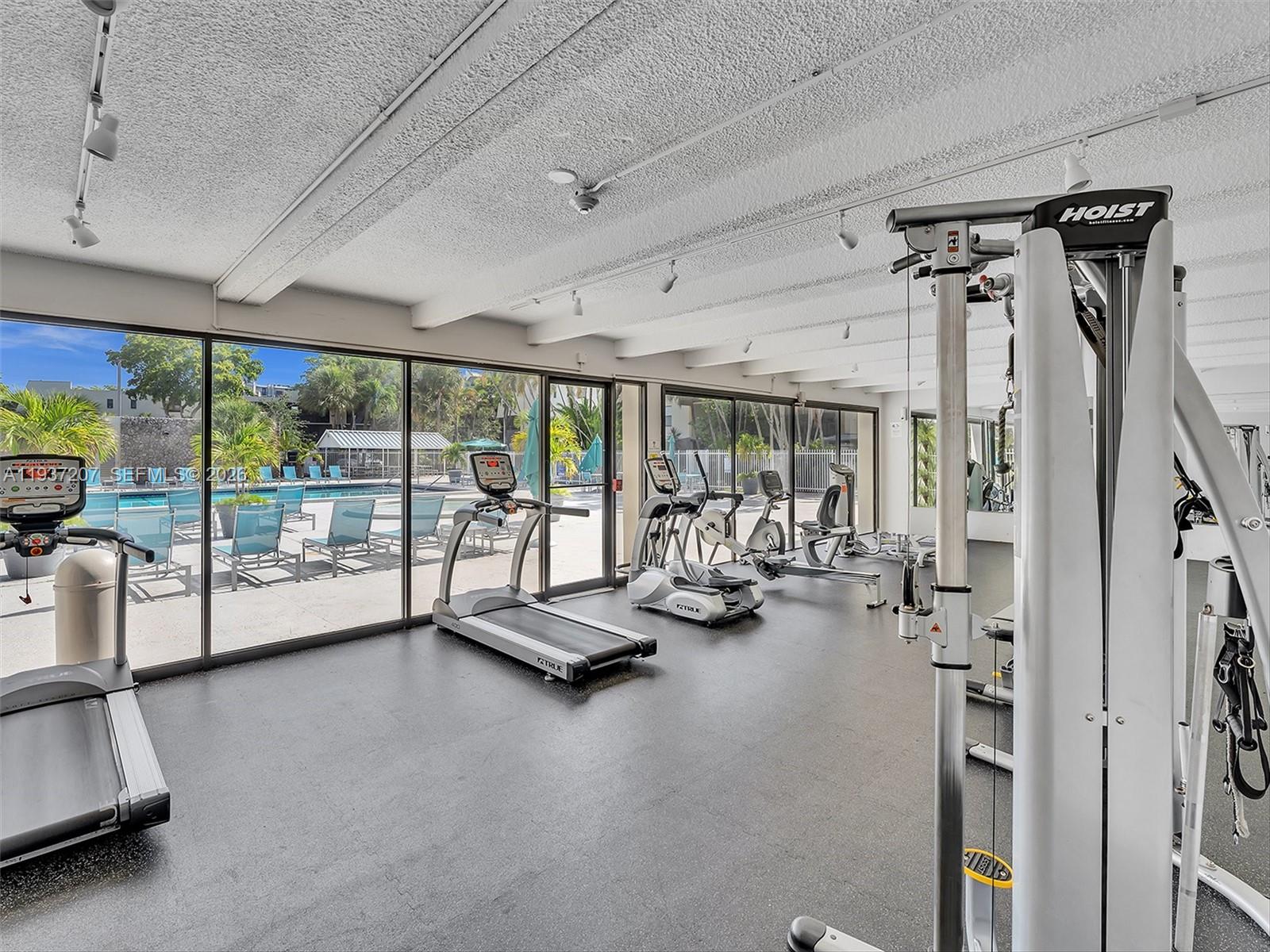 VILLA DORADA CONDO NO 2 - Residential