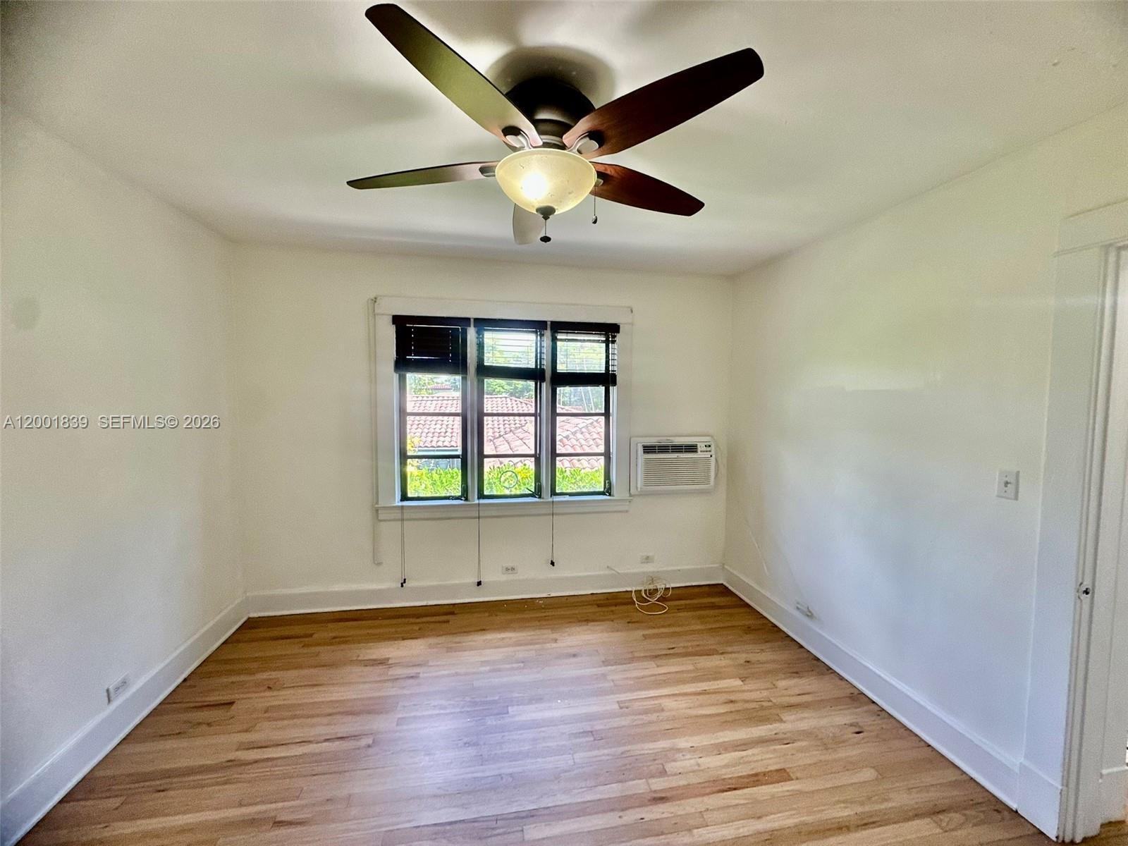 CORAL GABLES C C SEC 3 - Residential Lease