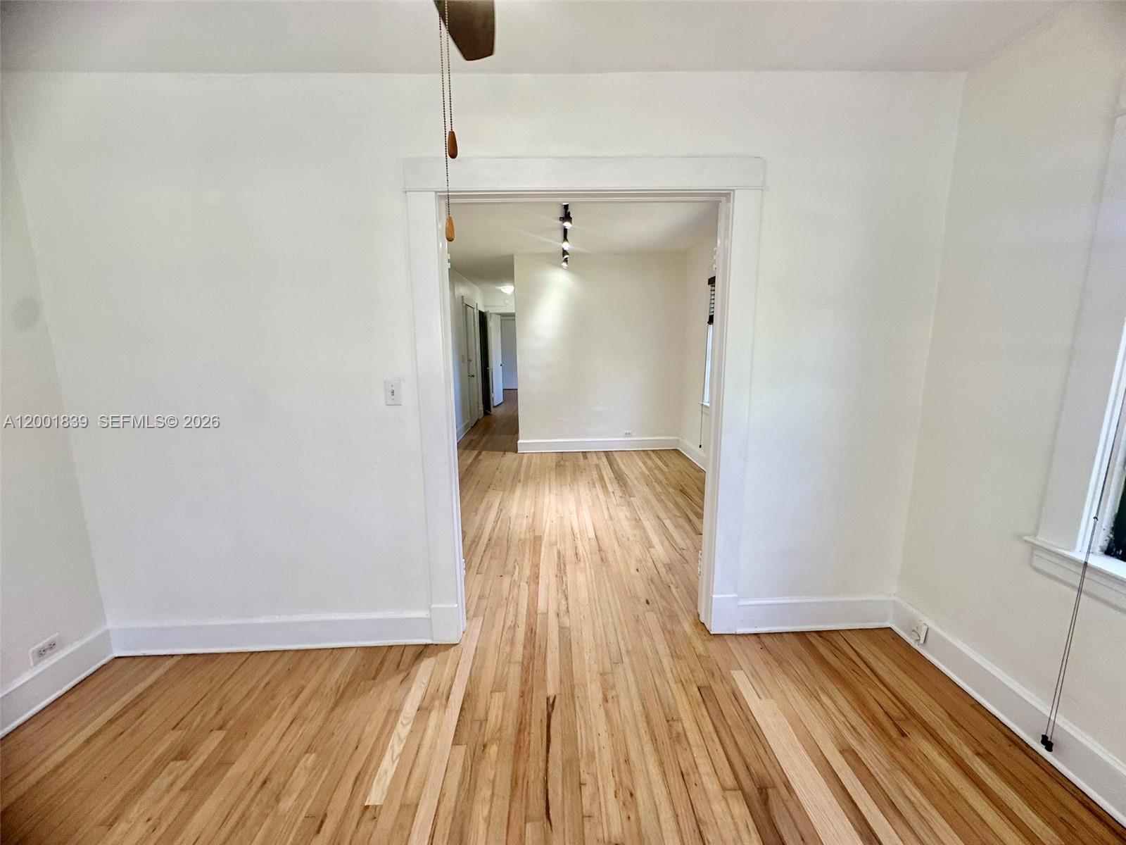 CORAL GABLES C C SEC 3 - Residential Lease