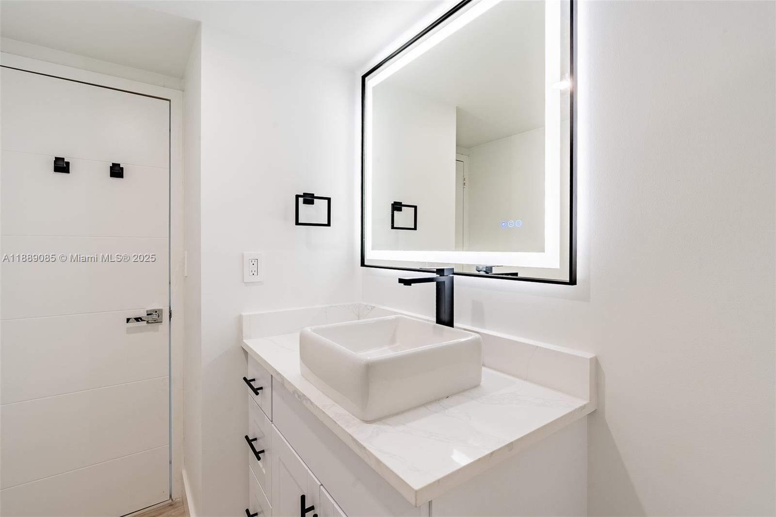 PARKER PLAZA CONDO ESTATE - Residential