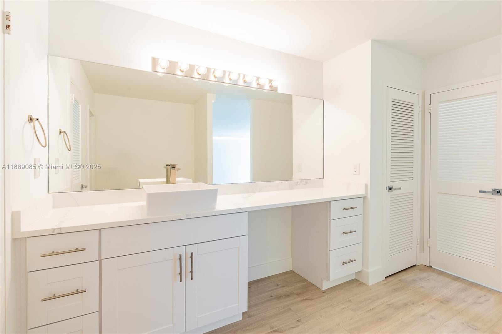 PARKER PLAZA CONDO ESTATE - Residential