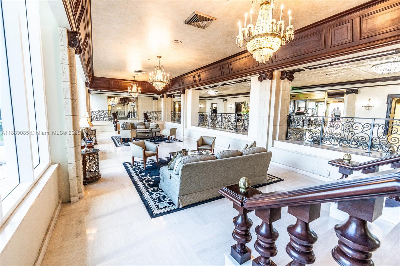 PARKER PLAZA CONDO ESTATE - Residential