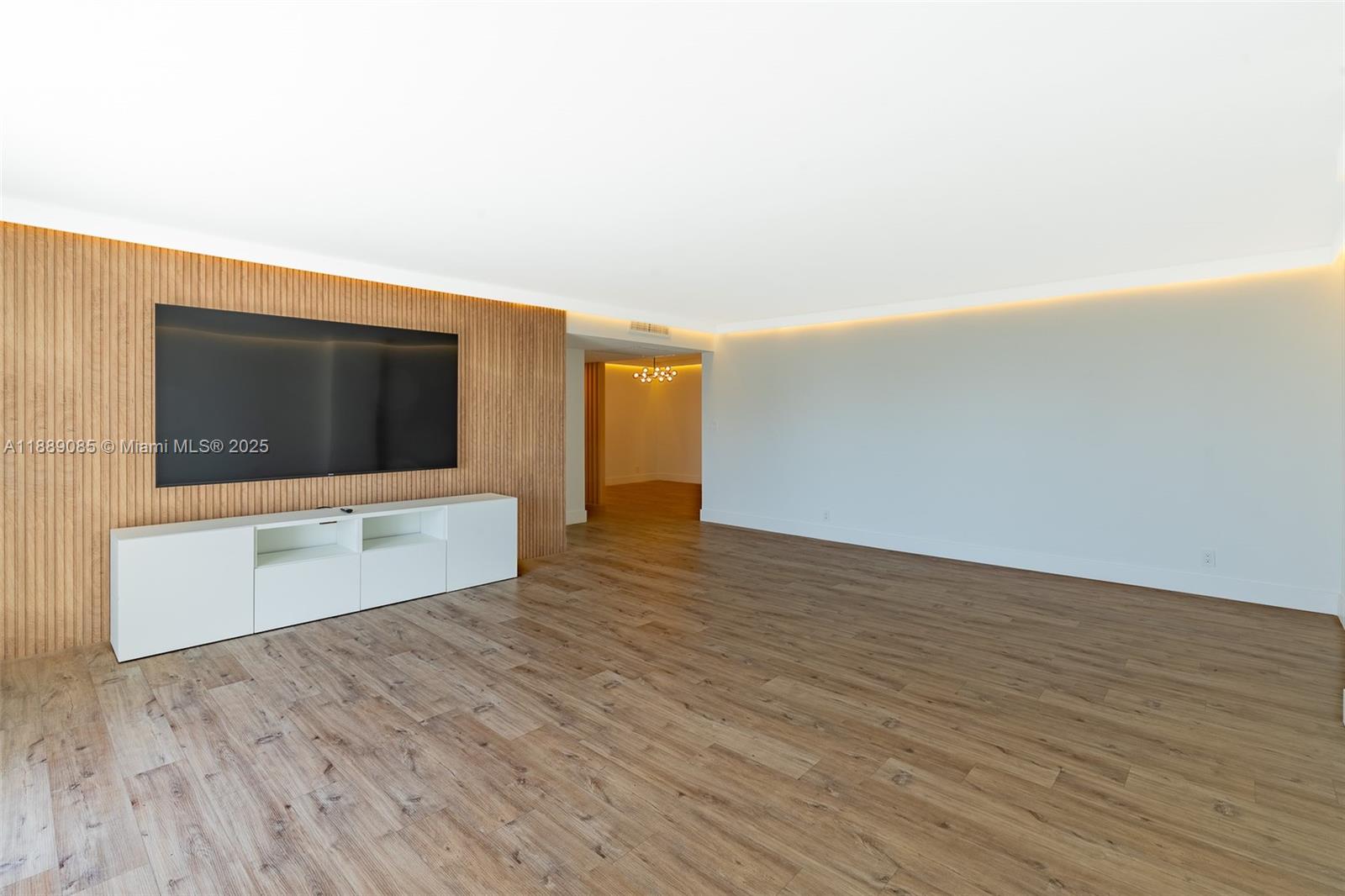 PARKER PLAZA CONDO ESTATE - Residential