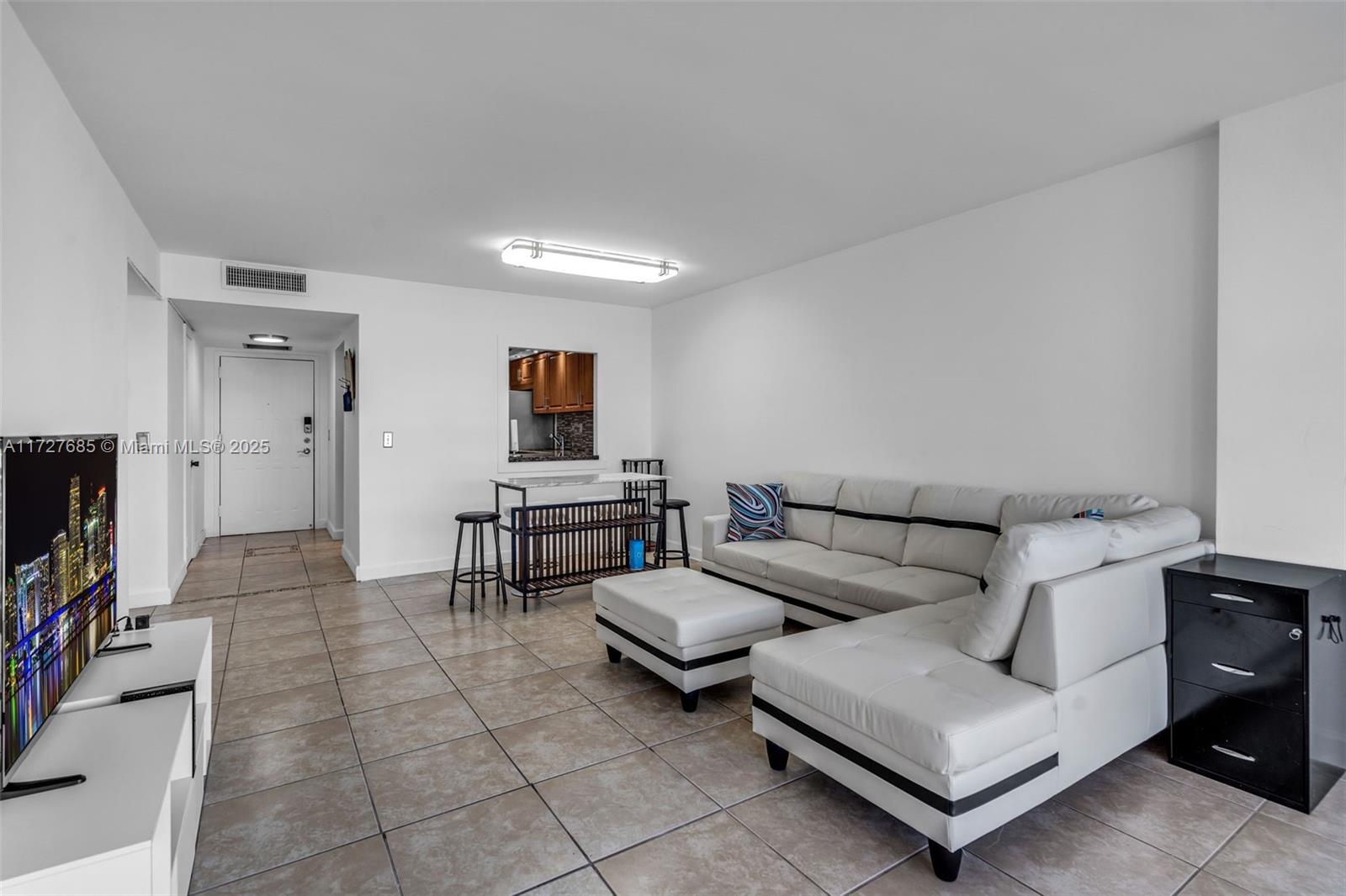 TOWERS OF OCEANVIEW EAST - Residential