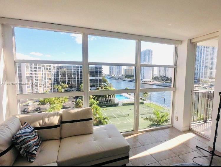 TOWERS OF OCEANVIEW EAST - Residential