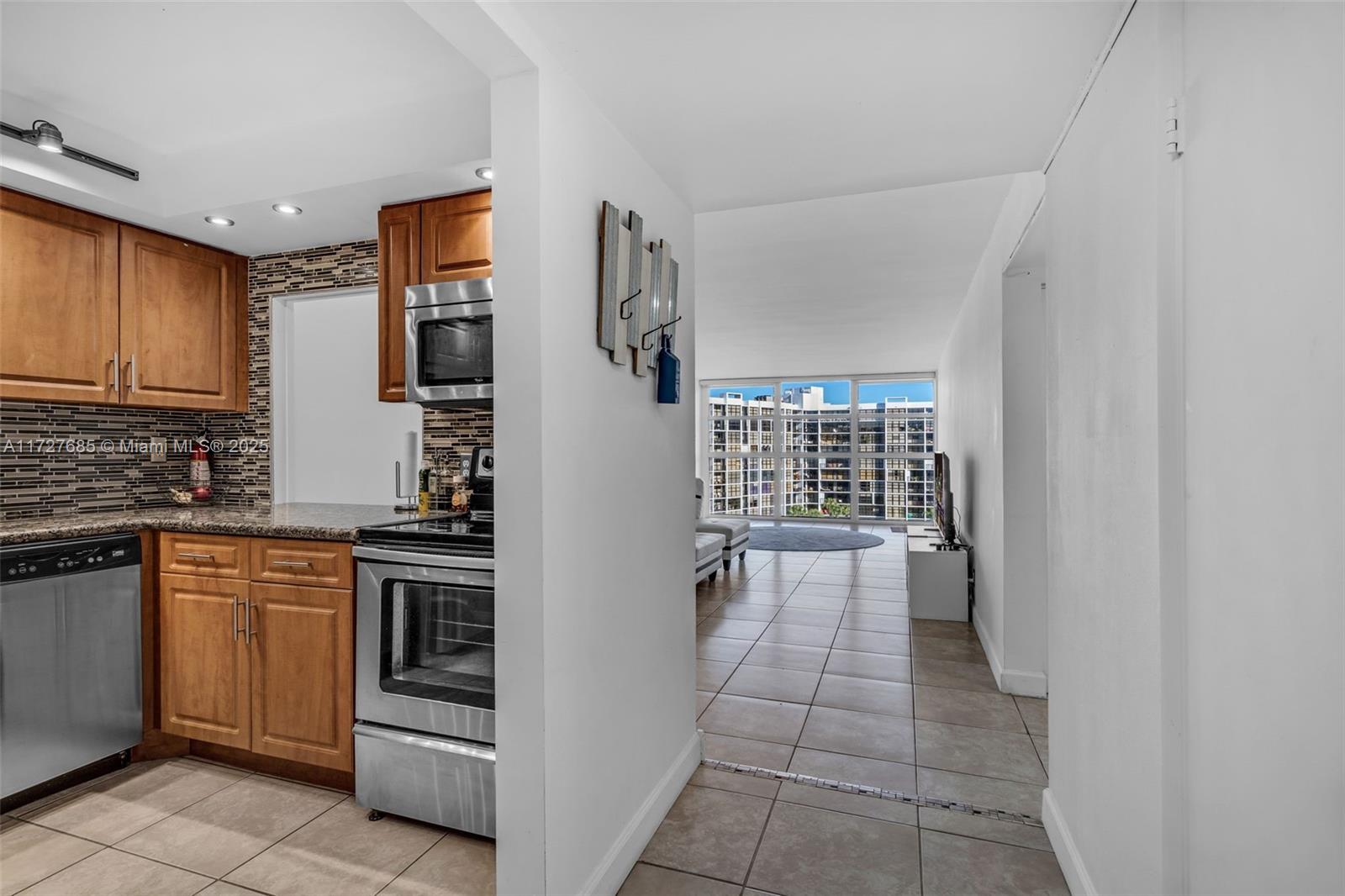 TOWERS OF OCEANVIEW EAST - Residential