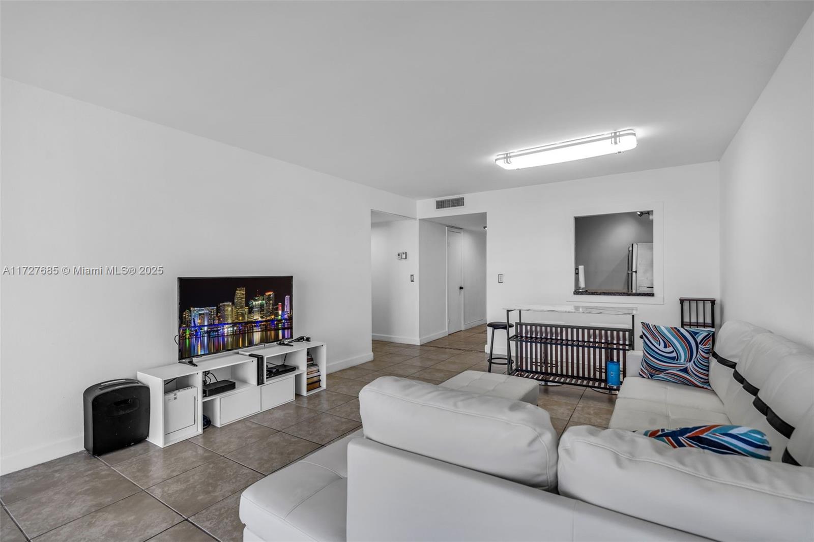 TOWERS OF OCEANVIEW EAST - Residential